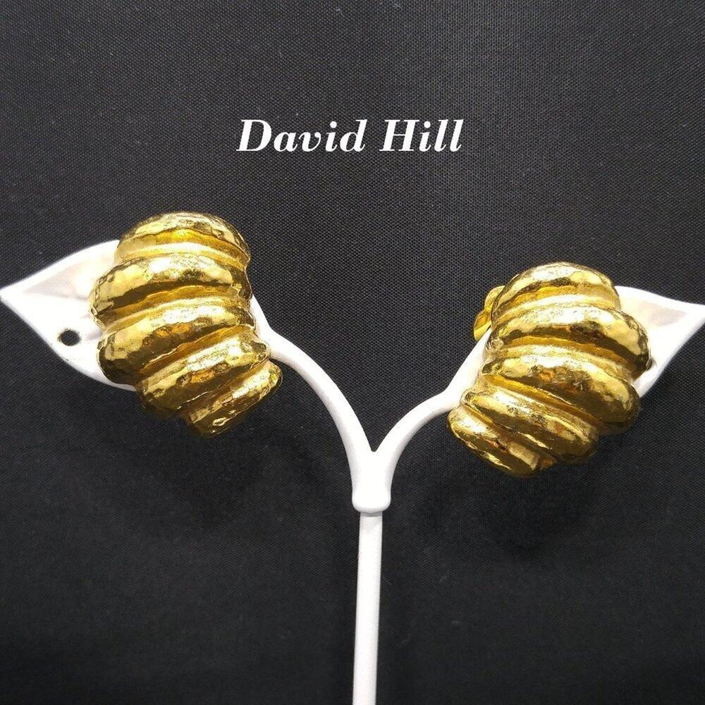 David Hill Vintage Ribbed Gold Clip Earrings Textured Dome Design 1980s